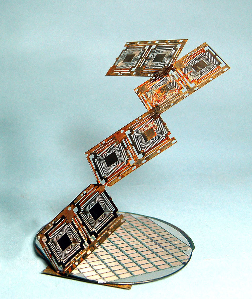 An art deco piece with eight squares stacked on top of one another