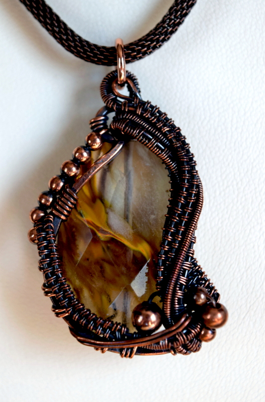 Brown and yellow necklace