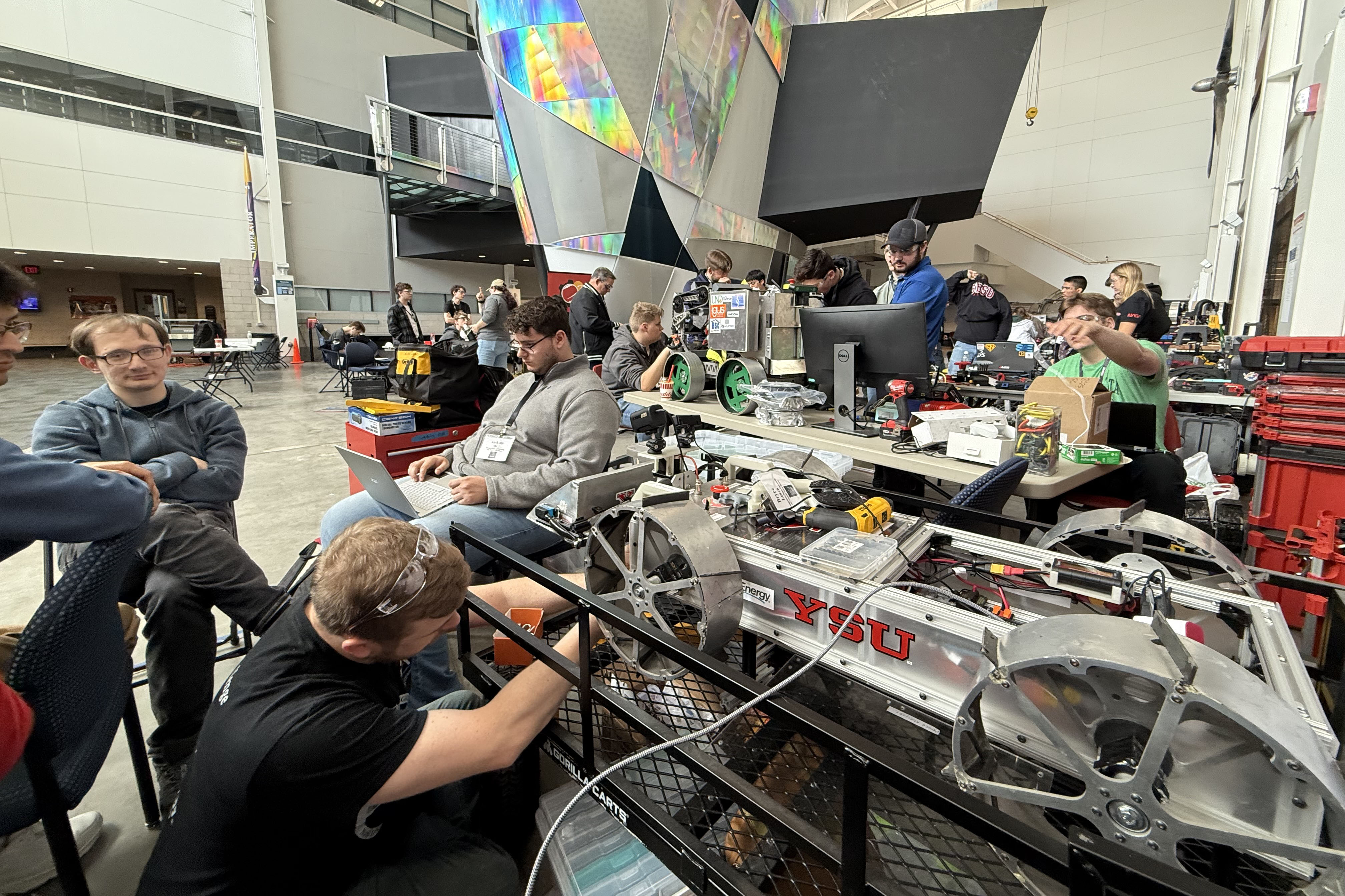 YSU's Lunatics team working on their robot