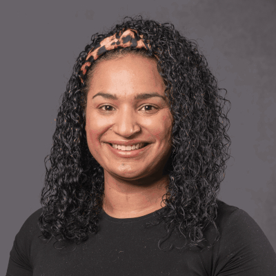 betsy johnson headshot portrait image