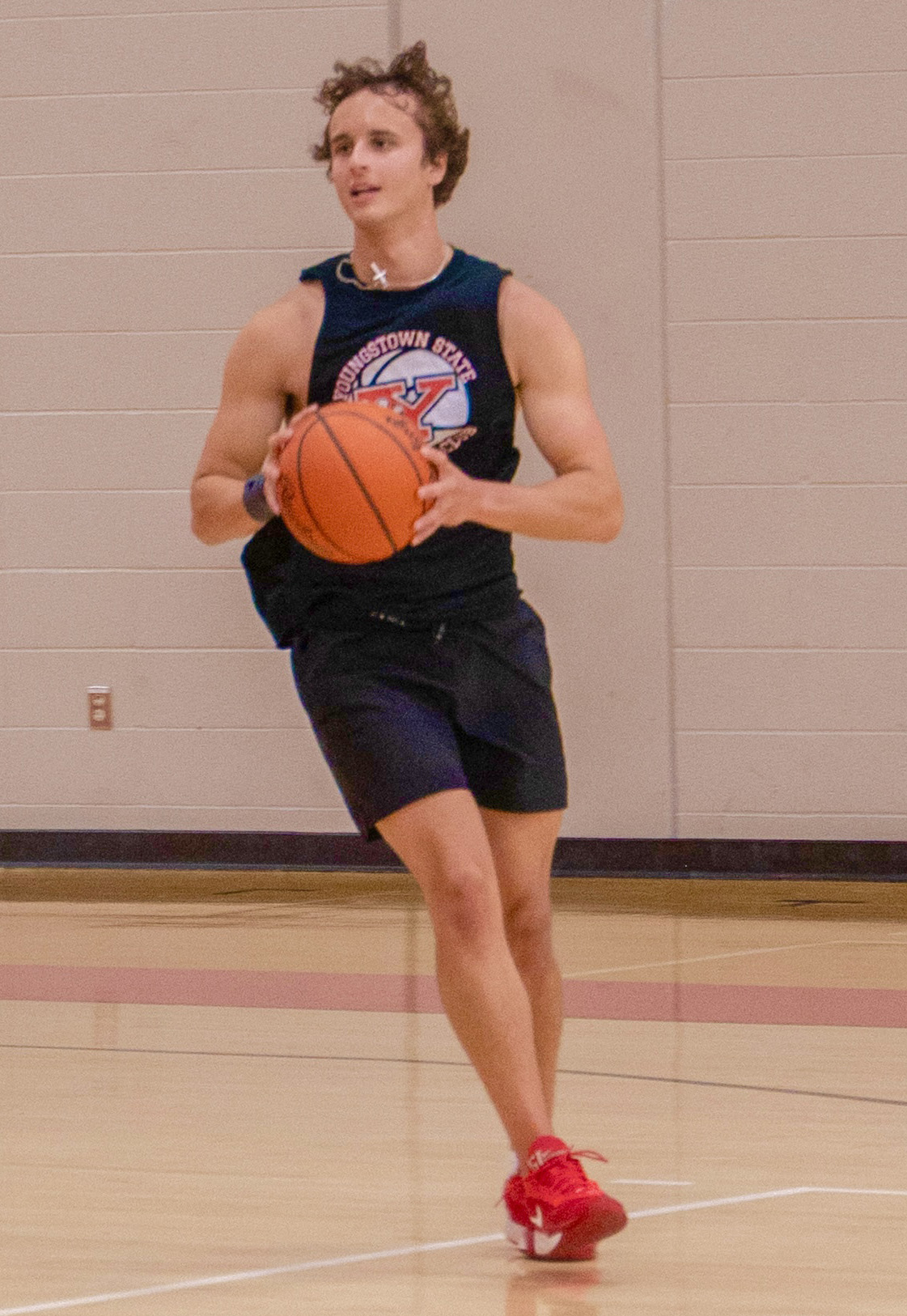 Michael Gianetti on the basketball court