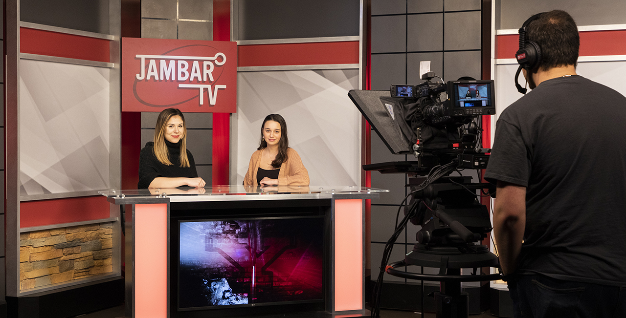 Students on the Jambar-TV set