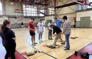 Red Cross club hosts CPR training