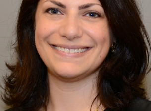 Headshot of Alyssa Falcone