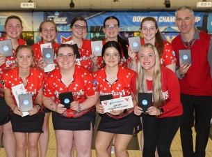 Women's Bowling finishes second at regionals